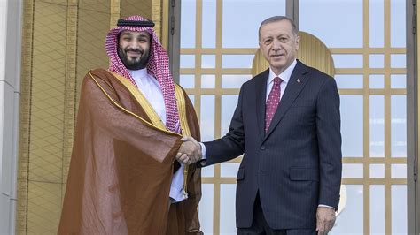 P­r­e­n­s­ ­S­e­l­m­a­n­­d­a­n­ ­E­r­d­o­ğ­a­n­’­a­ ­t­a­z­i­y­e­ ­t­e­l­e­f­o­n­u­